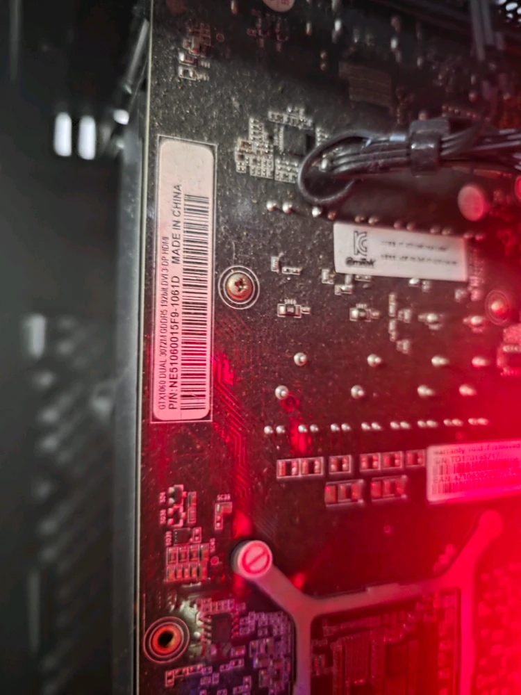 AMD 라이젠 7 1700 게이밍/작업용 데스크탑 본체 이미지