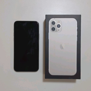 아이폰 11 프로 실버 256GB 팝니다. 이미지