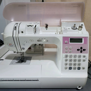 부라더 퀼트미싱 NV400 이미지
