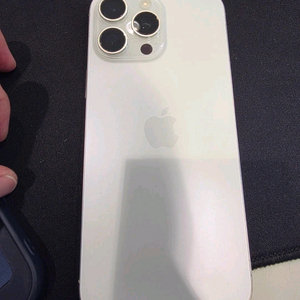 아이폰 16 프로 맥스 실버 256GB 배터리 100% 이미지