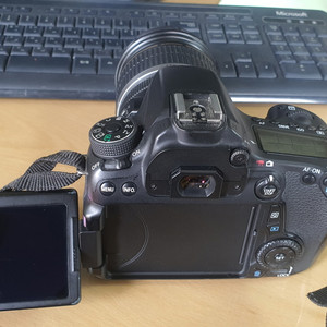 캐논 DSLR 70D 18-55mm F2.8 축복렌즈 5700장 사용 최상급 이미지