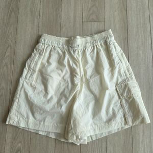 뉴발란스 반바지 이미지