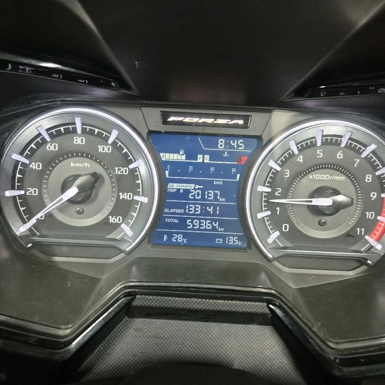 혼다 포르자350 25년식 5.9만KM 판매합니다 이미지