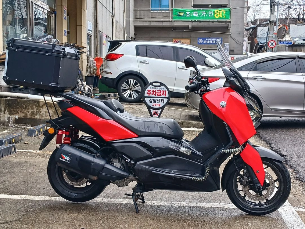 24년 # xmax300 # 6만 # 랩핑차 # 상태좋은 차량 판매합니다 이미지