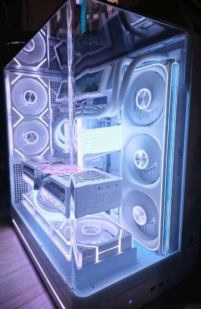 라이젠7 9800X3D RTX5080 화이트신품PC 이미지