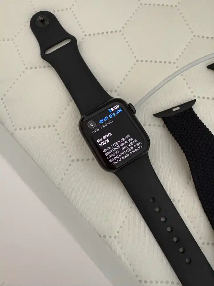 애플워치 시리즈 6 GPS+셀룰러 40mm 이미지