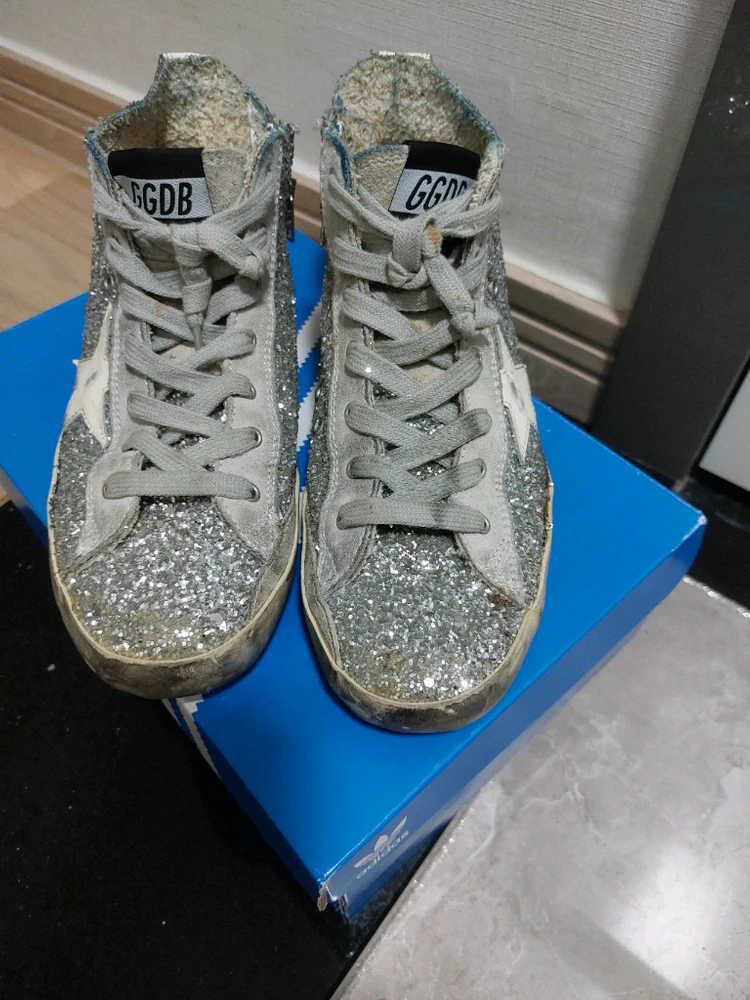 골든구스하이탑 글리터 스니커즈 이미지