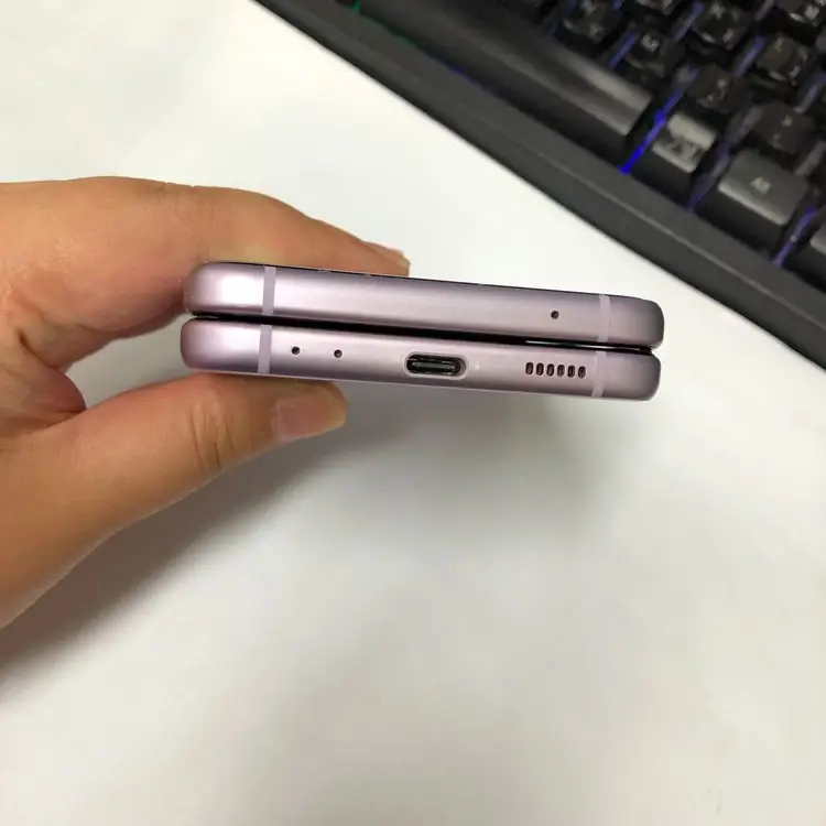 (기능정상) 갤럭시 Z플립3 256GB 퍼플 SK 무잔상 중고폰 213312 이미지