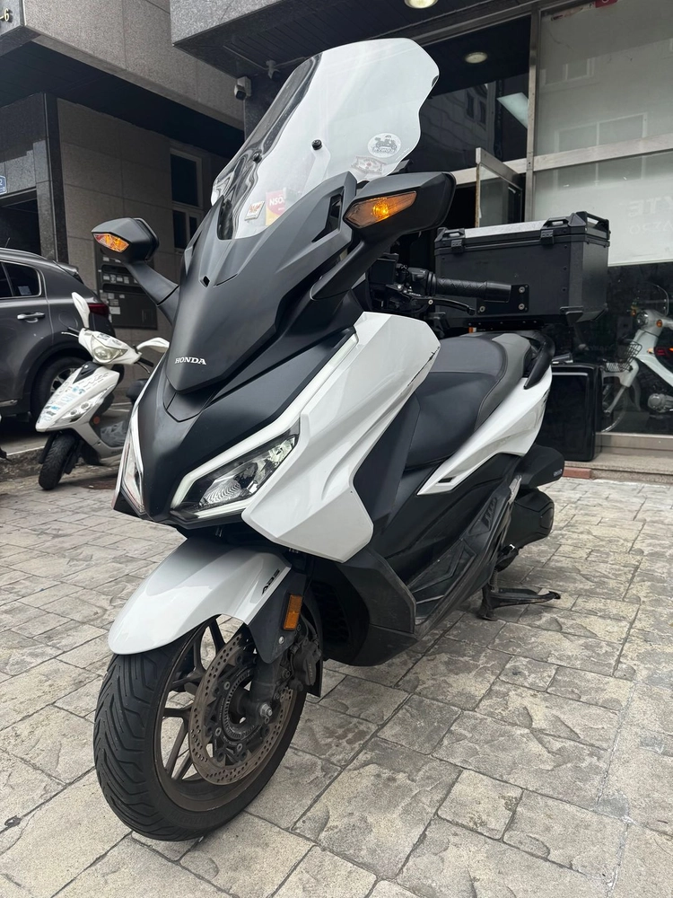 혼다 포르자350 25년식 4만Km 판매합니다. 이미지