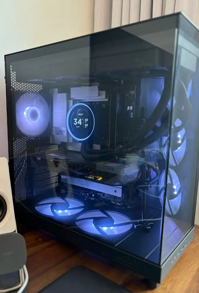 인텔 270K PLUS + MSI PRO Z890-A WIFI 데스크탑 PC 판매합니다 - 안심되는 중고거래