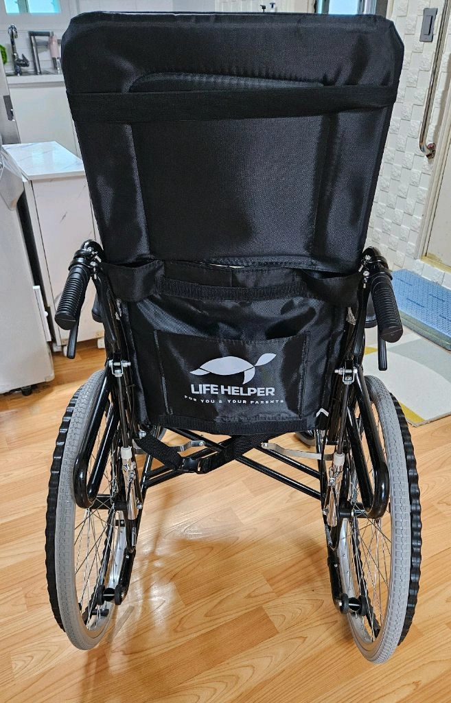 라이프헬퍼 A5 접이식 거상 휠체어 이미지