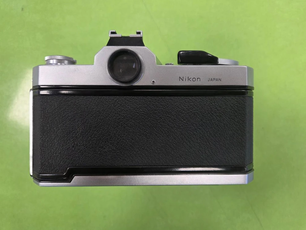 니콘 NIKOMAT 필름카메라 + 35-70mm 3.5고정렌즈 세트 판매합니다 이미지