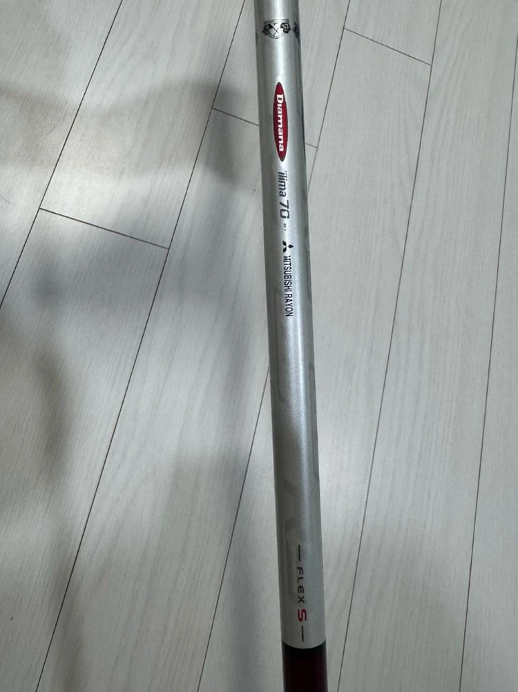 테일러메이드 SLDR 460, 캘러웨이 XR 드라이버, 타이틀리스트 917f2 5번 우드 이미지