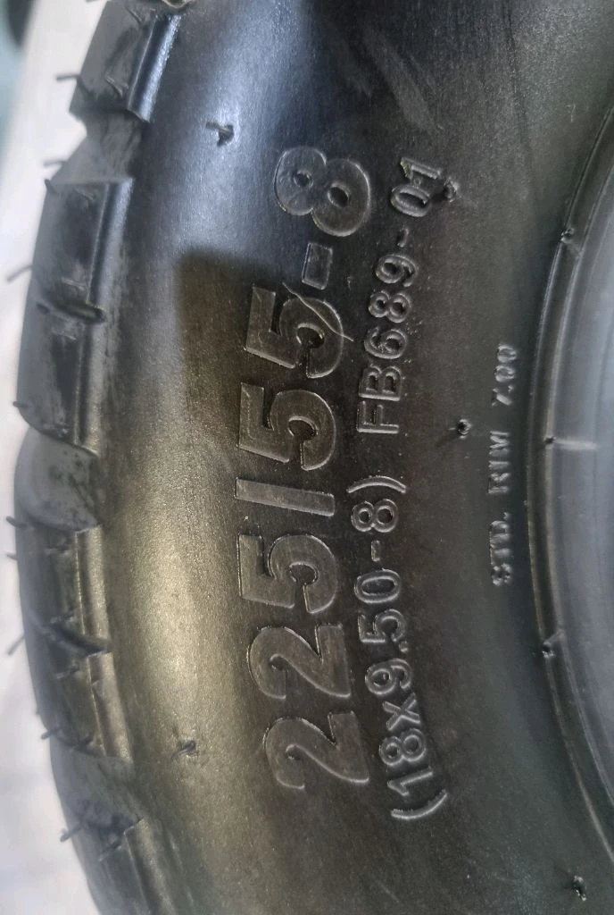 225/55R8 전동바이크 타이어 이미지