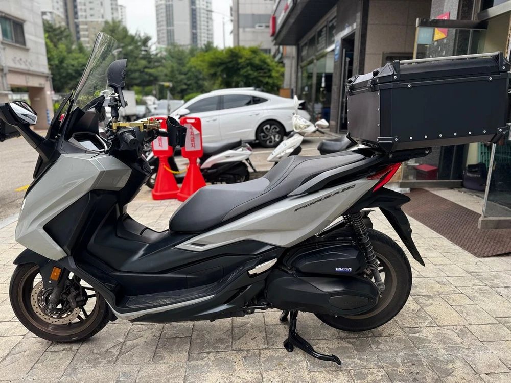 혼다 포르자350 25년식 4만Km 판매합니다. 이미지
