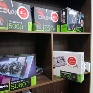 RTX 5060 Ti 그래픽카드 미개봉신품 이미지
