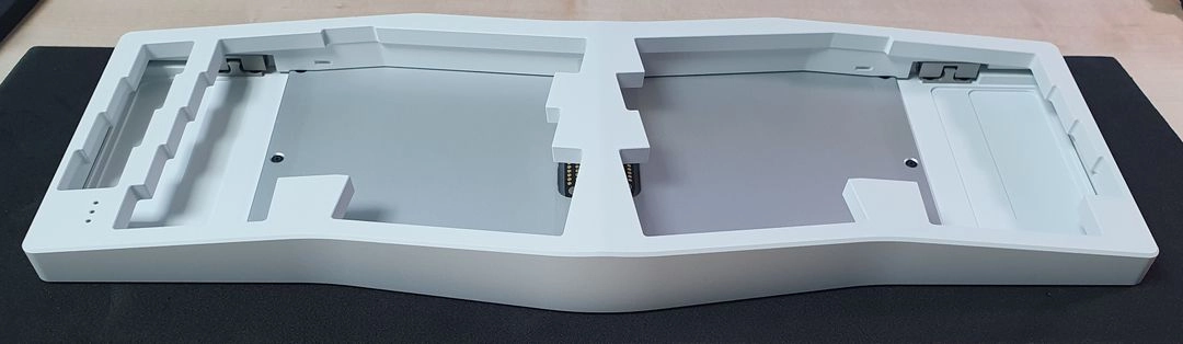 네오 어고 NEO Ergo 키보드 하우징-화이트/중판-실버/무개추-실버/배지-골드 유선전용/핫스왑기판 이미지
