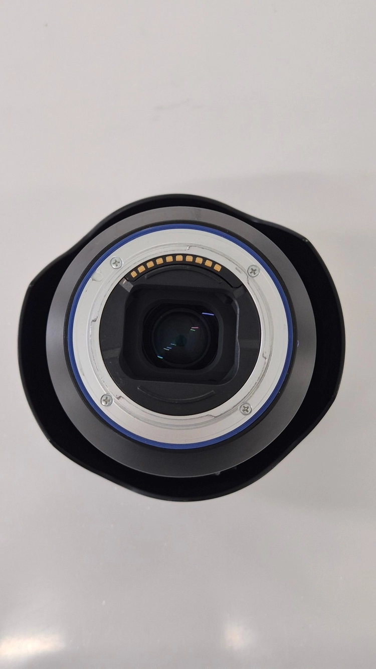 [정품] [소니FE] 자이스 바티스 Batis 18mm F2.8(소니 E) - 85만원(2개 일괄 160만원) 이미지