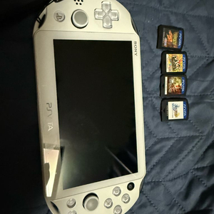 psvita 2세대 + 게임4개 일괄판매합니다 이미지