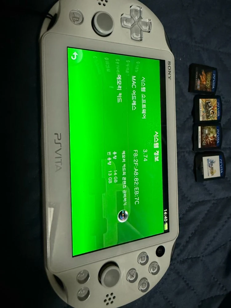 psvita 2세대 + 게임4개 일괄판매합니다 이미지