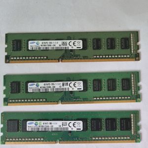 DDR3 메모리 4GB 3개 세트 이미지