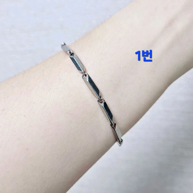 [새상품]스테인리스 남자 여자 대나무 팔찌/목걸이 크롬 셔츠 남방 여름 반팔 반바지 티셔츠 슬리퍼 샌들 모자 낚시대 이미지