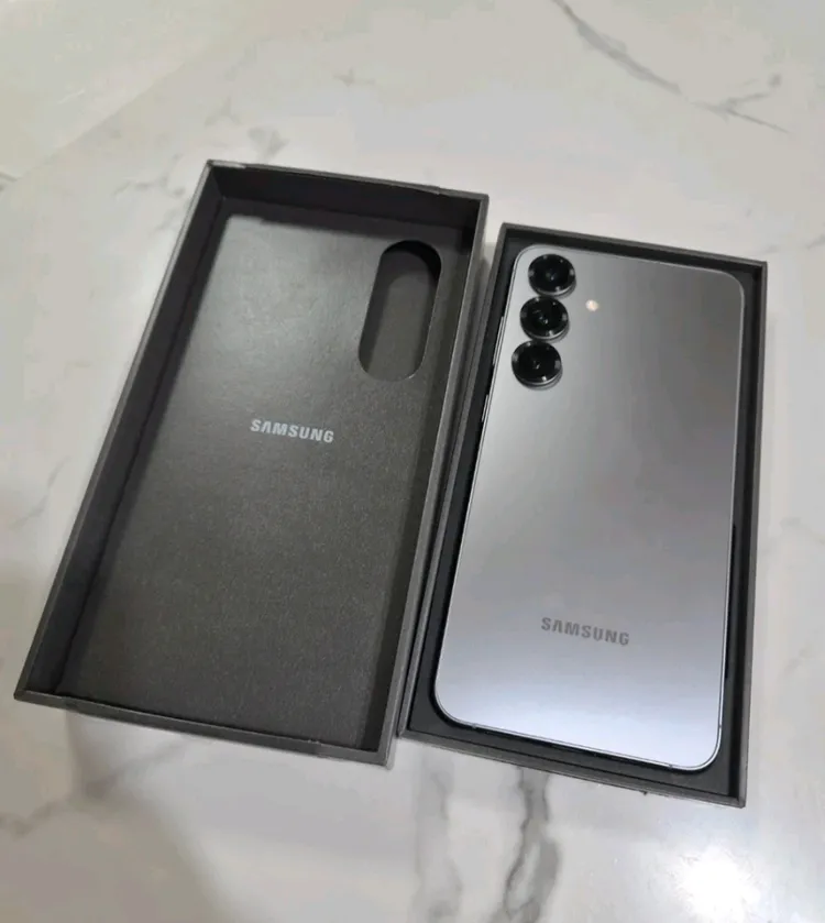 갤럭시 S25 256GB 이미지