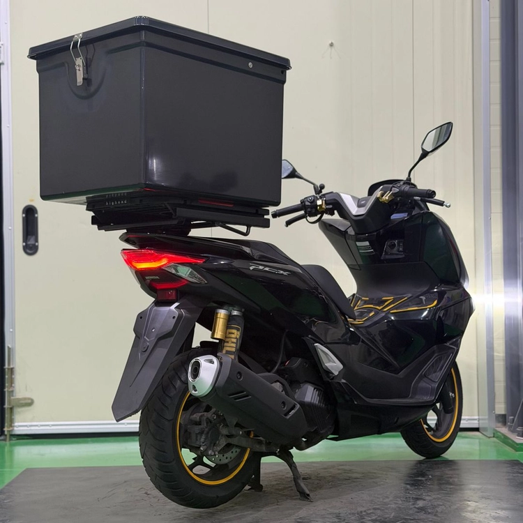 혼다 pcx125 25년식 2만키로 배달셋팅 저렴하게 판매합니다 이미지