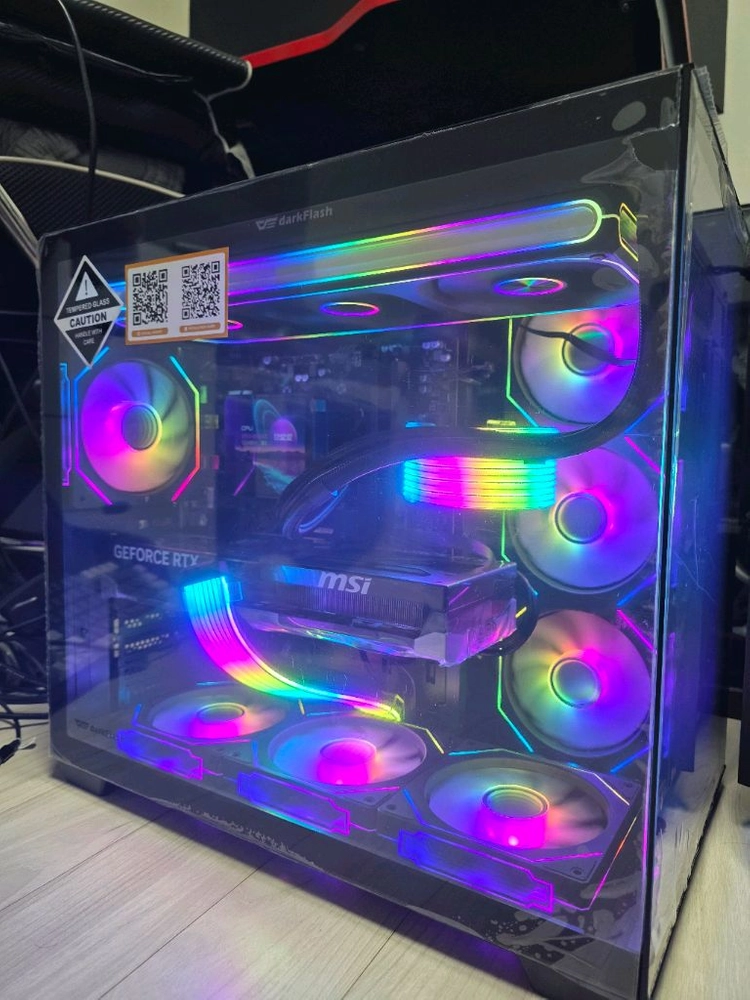 라이젠7 9800X3D RTX5080 새상품본체 팝니다 이미지