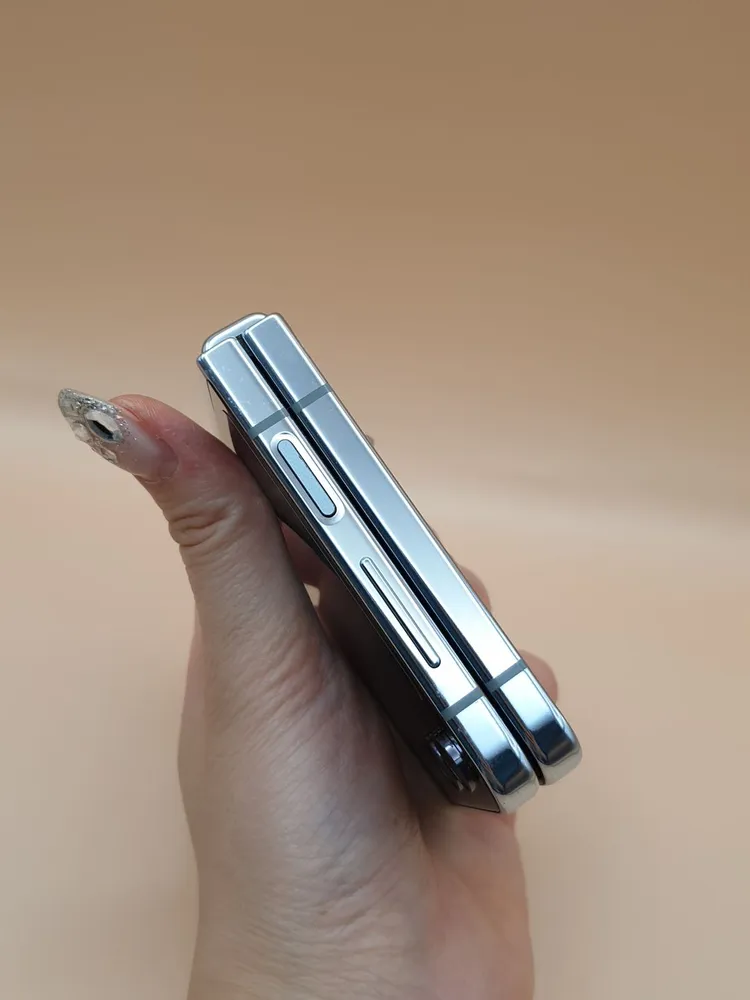갤럭시 Z플립5 5G 민트 256기가 판매합니다-F731N 이미지
