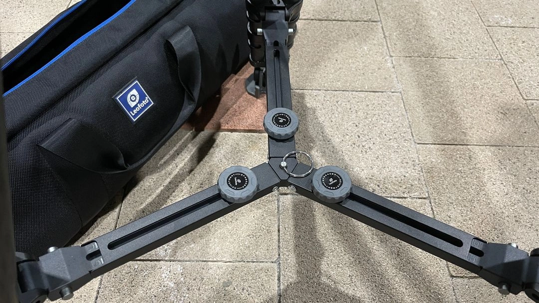 레오포토 킹콩 삼각대 LVC-253C 이미지