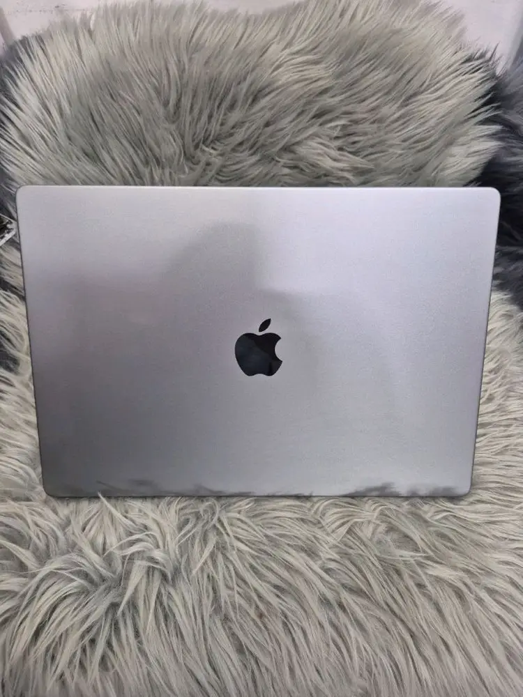 맥북 m1 pro a2485 RAM 32g 1tb 16인치 이미지