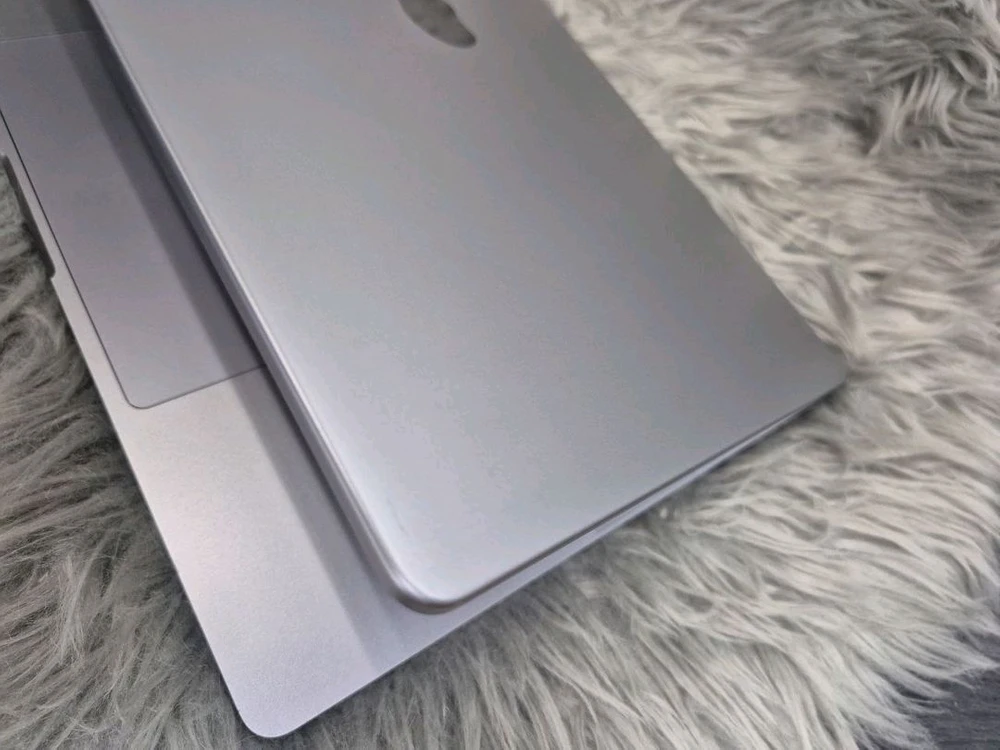 맥북 m1 pro a2485 RAM 32g 1tb 16인치 이미지