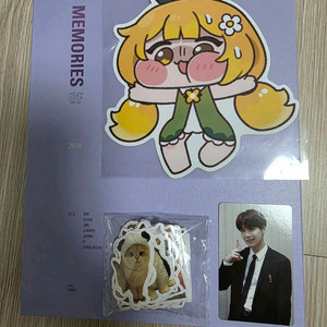 방탄소년단 메모리즈 2018 DVD /슈가 포카,고양이 스티커/새제품 이미지