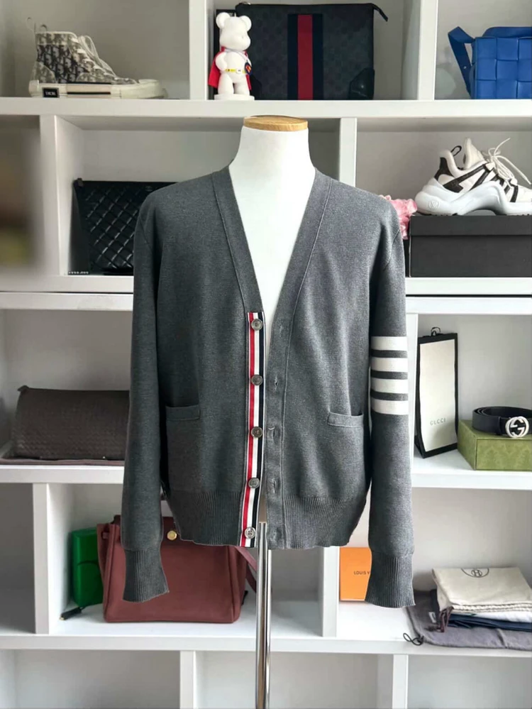 톰브라운 밀라노스티치 가디건 이미지