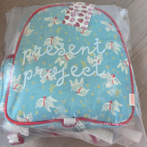 프프 프레젠트프로젝트 리틀백팩 양블루 이미지