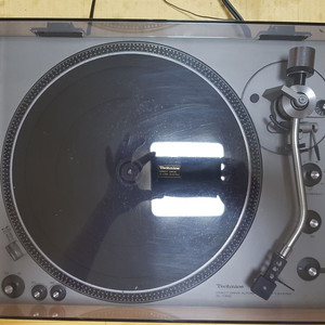 테크닉스 다이렉트 드라이브 전자동 턴테이블 SL-1300 이미지