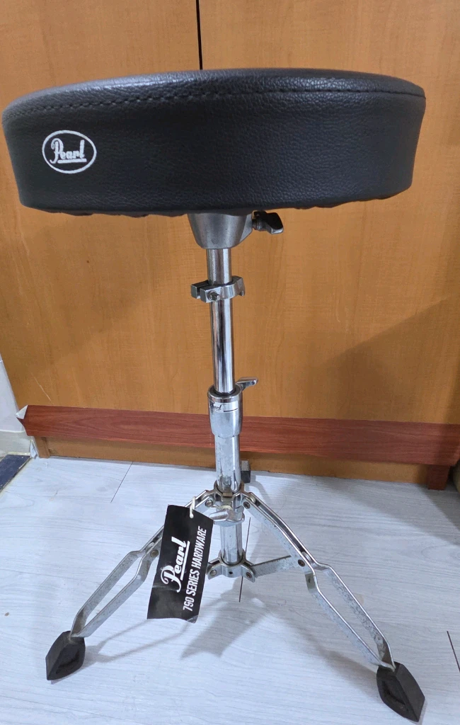 Pearl D-790 드럼 의자(펄 드럼 의자) 이미지