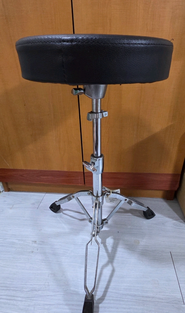Pearl D-790 드럼 의자(펄 드럼 의자) 이미지
