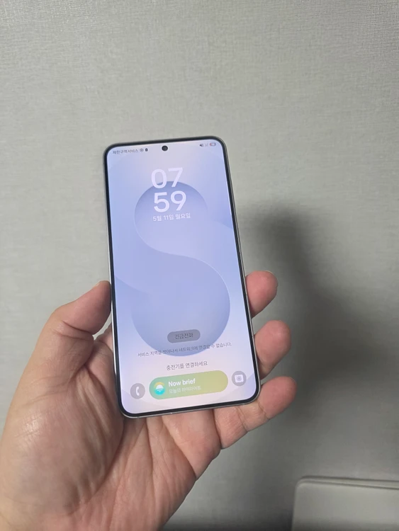 갤럭시 S25 실버 256기가 SS급 팔아요~ 이미지
