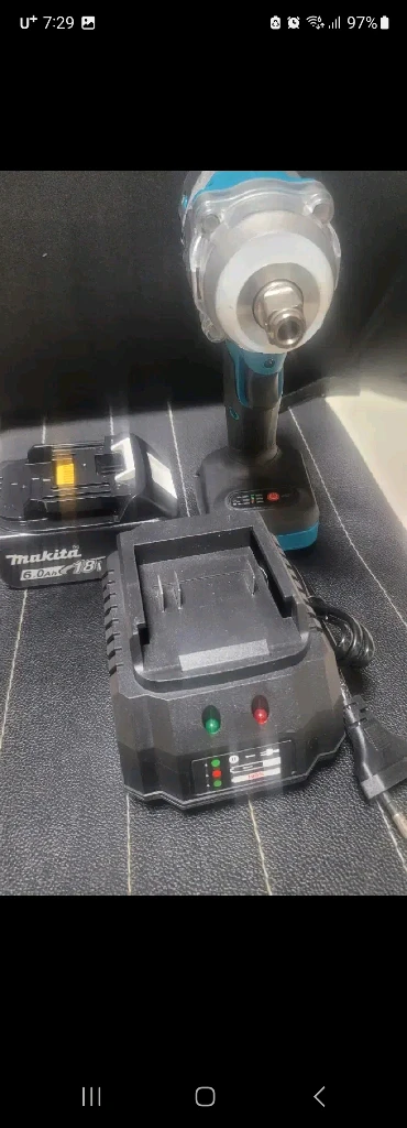 마끼타 oem 임팩드릴 임팩렌치 18V 팝니다 이미지