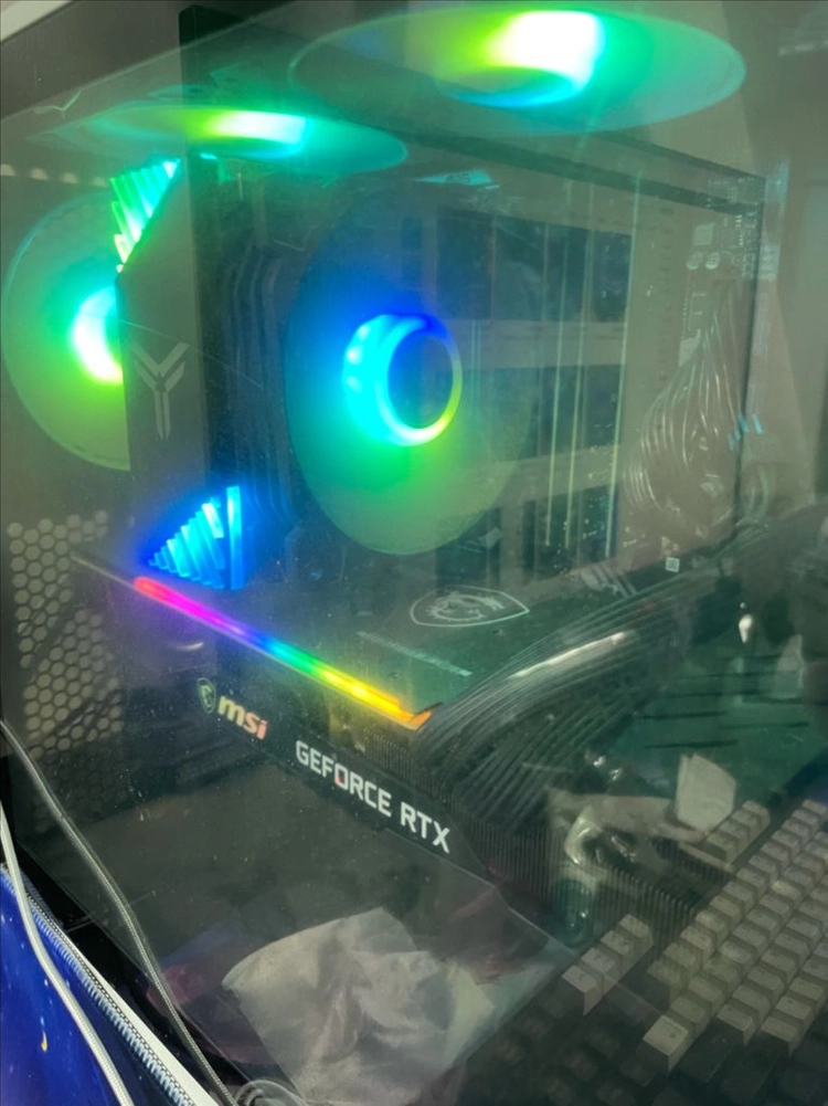 라이젠5 5600x 3070ti 32기가 판매해요!오늘만 이가격 이미지