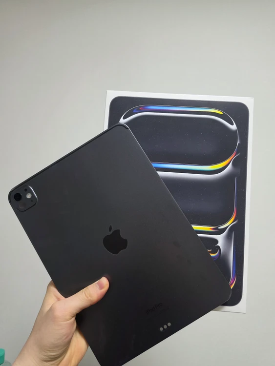 아이패드 프로 11인치 M4 256GB 와이파이 팝니다 이미지