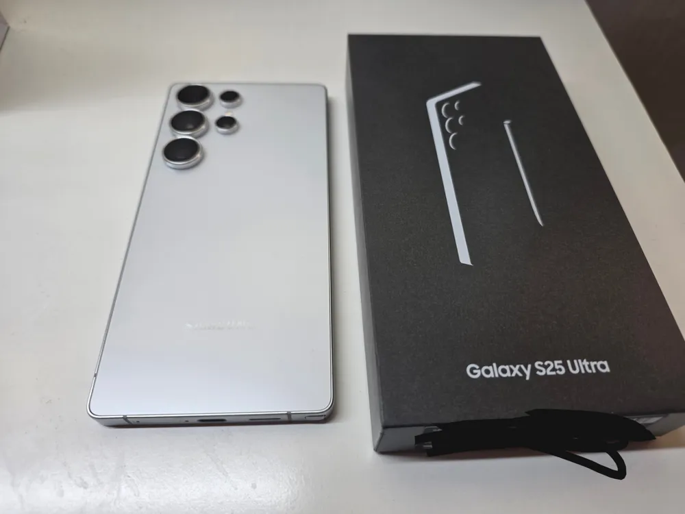 갤럭시 S25 Ultra 512GB 화이트티탸늄 풀박스 삼케플 양도가능 이미지