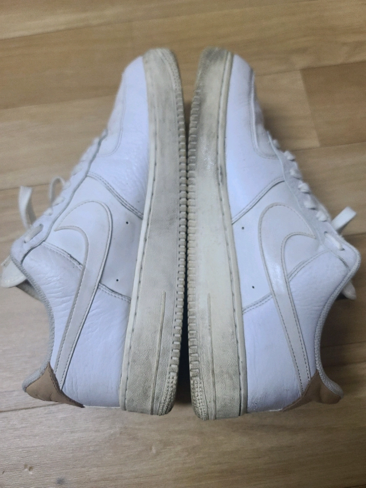나이키 에어 포스 1 07 LV8 258mm 이미지