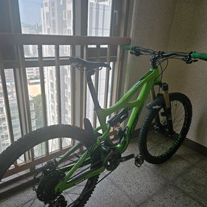 고급 카본 27.5 풀샥 판매 이미지