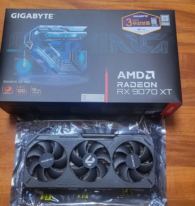 GIGABYTE 라데온 RX 9070XT GAMING OC D6 16GB 그래픽카드 이미지
