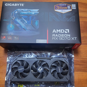 GIGABYTE 라데온 RX 9070XT GAMING OC D6 16GB 그래픽카드 이미지