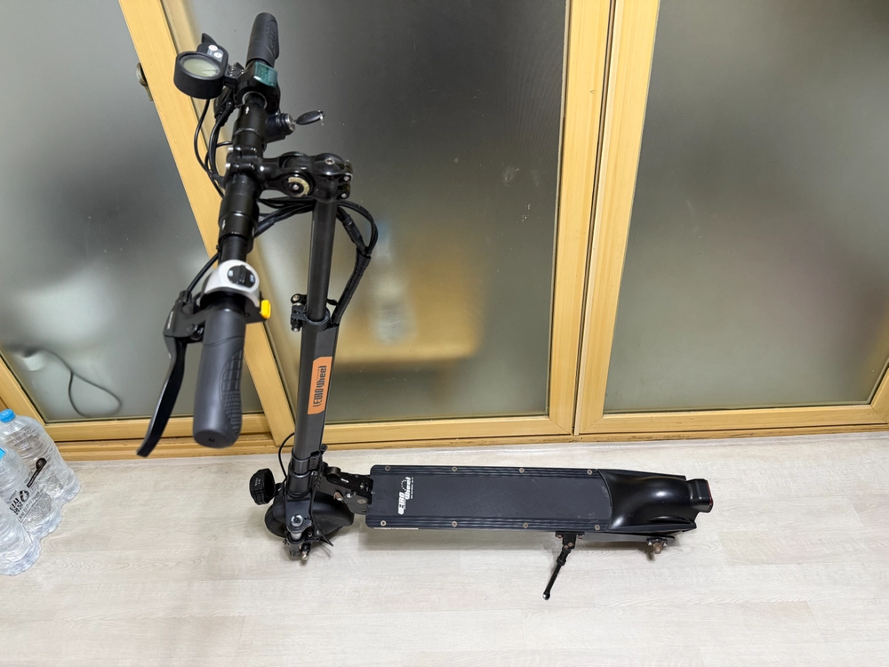 전동킥보드 유로휠 ts600 pro 52v 17ah LG 배터리 이미지