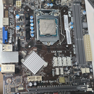 인텔 Celeron G1610 CPU + H61 메인보드 + DDR3 4GB 램 구성 판매합니다. 이미지